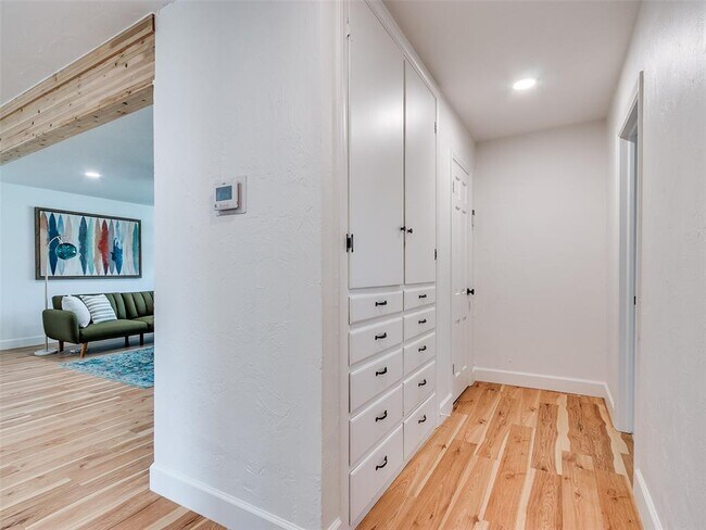 Building Photo - 2304 NW 56th Terrace