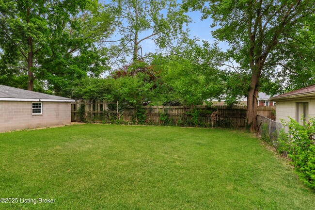 Building Photo - 5309 Pyrus Ln