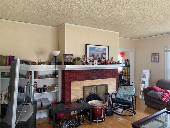 Building Photo - 1614 Adams St