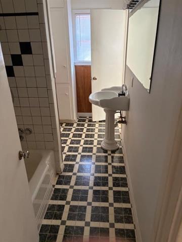 Building Photo - 1701 Mimosa Dr