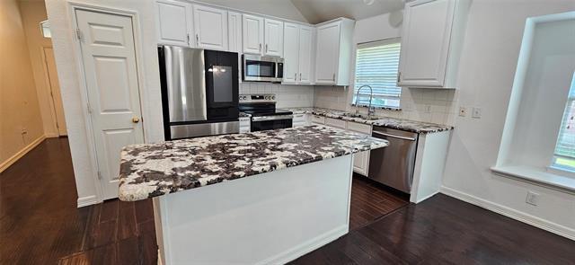 Building Photo - 1503 Heather Brook Dr