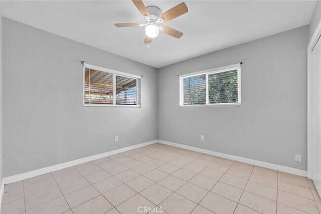 Building Photo - 9323 Sage Ave