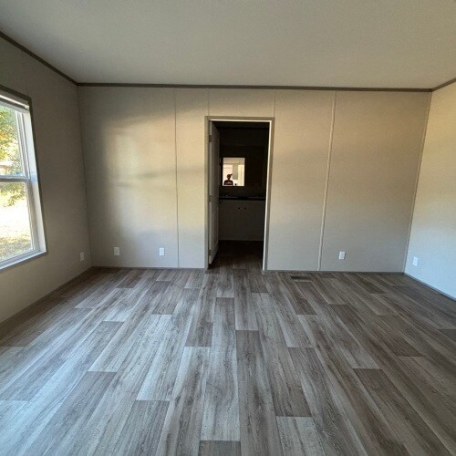 Building Photo - 200 Oakleigh Dr