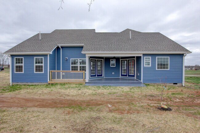 Building Photo - 127 Riverbend Dr