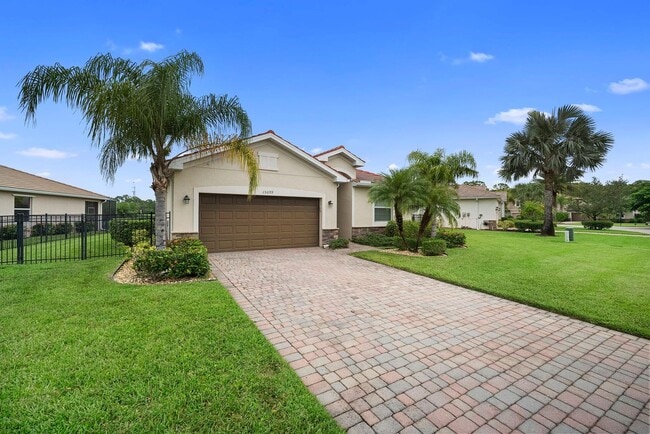 Building Photo - Beautiful Home in Alva 3 bedrooms 2 baths ...