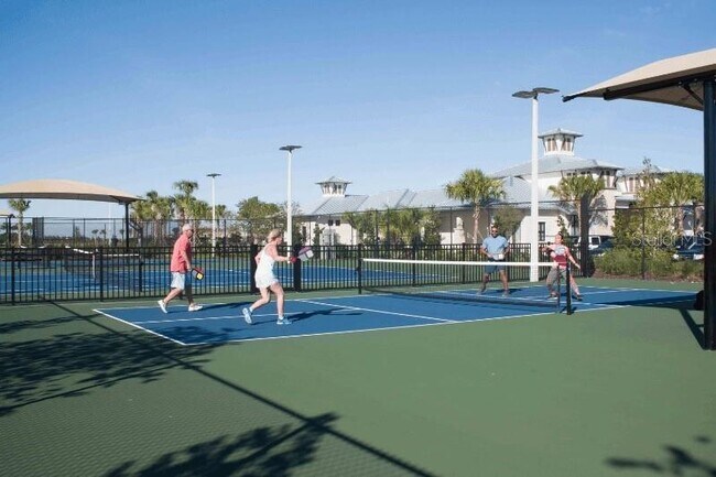 Building Photo - 5659 Del Coronado Dr