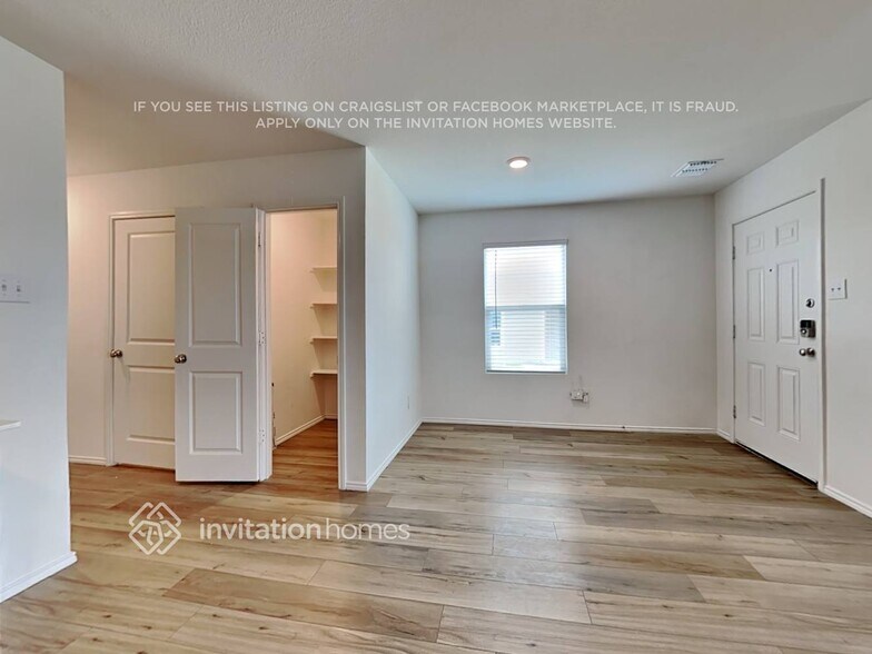 Building Photo - 3203 Crestone Dr