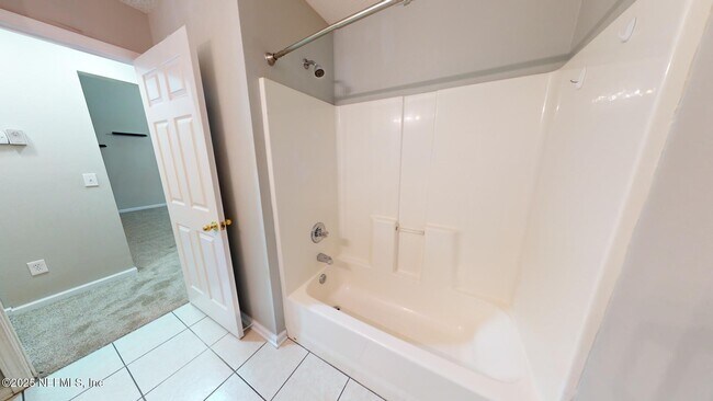Building Photo - 7063 Deer Lodge Cir