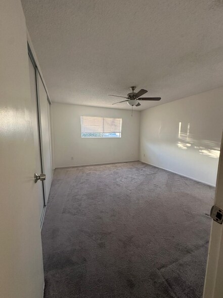 Building Photo - 8531 Rose St