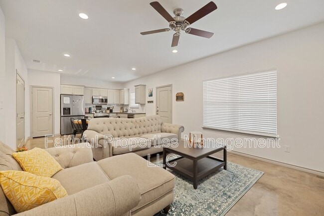 Building Photo - 16374 County Rd 4100