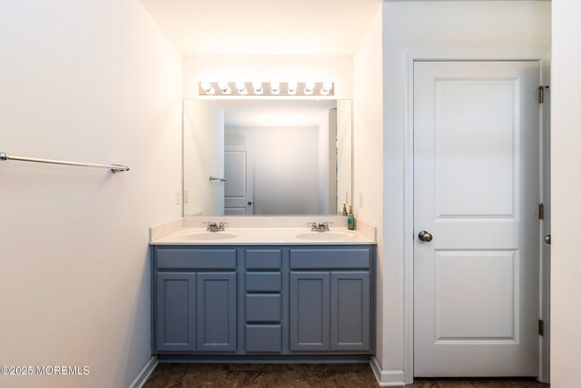 Building Photo - 22 Nautilus Dr