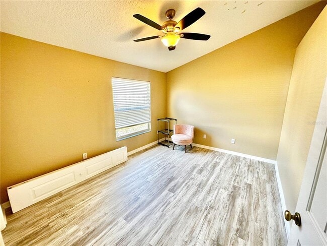 Building Photo - 12249 Country White Cir