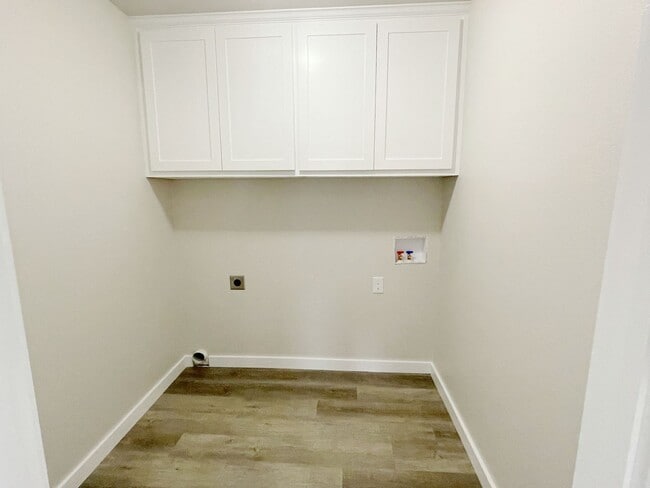 Building Photo - Cozy 3 bed, 2 bath close to Choctaw Casino