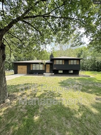 Building Photo - 1609 NE 60th Terrace