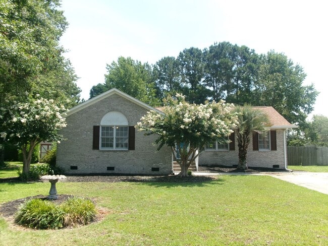 Primary Photo - 2 bedroom,2 bath home in Meadowoods commun...