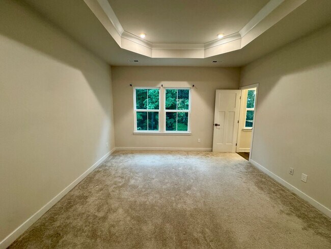 Building Photo - Modern Townhome in Stone Creek Townhomes