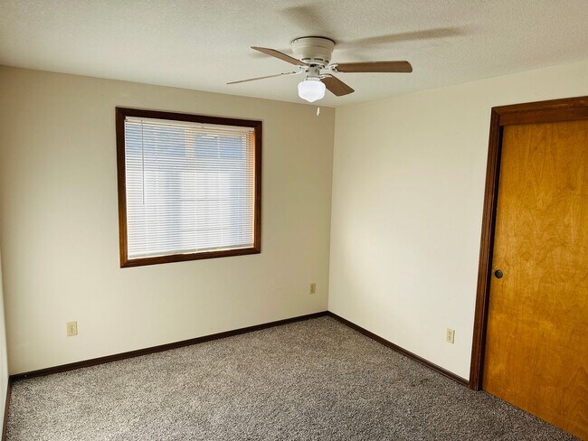 Building Photo - Newly Remodeled Four Bedroom One Level Home