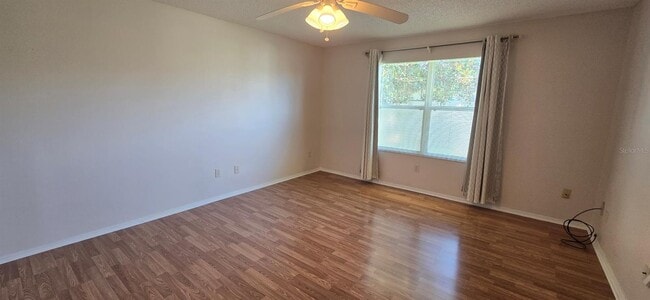 Building Photo - 2419 Southern Oak St