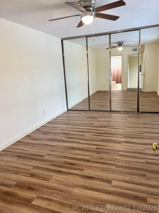 Building Photo - 3119 Kingston Ct
