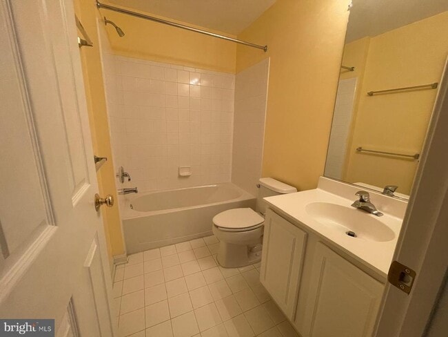 Building Photo - 13133 Rose Petal Cir