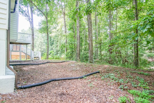Building Photo - 3137 Glen Hollow Dr