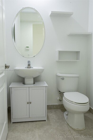 Building Photo - 3841 Aspen Leaf Dr