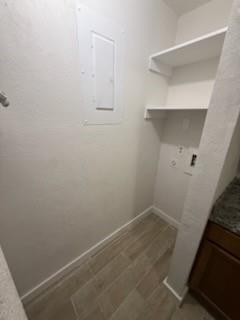 Building Photo - 1716 Crest Grove Dr