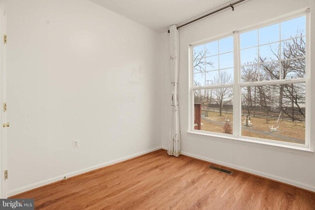 Building Photo - 108 Moore Dr