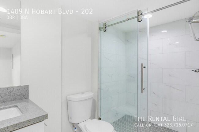 Building Photo - 1409 N Hobart Blvd