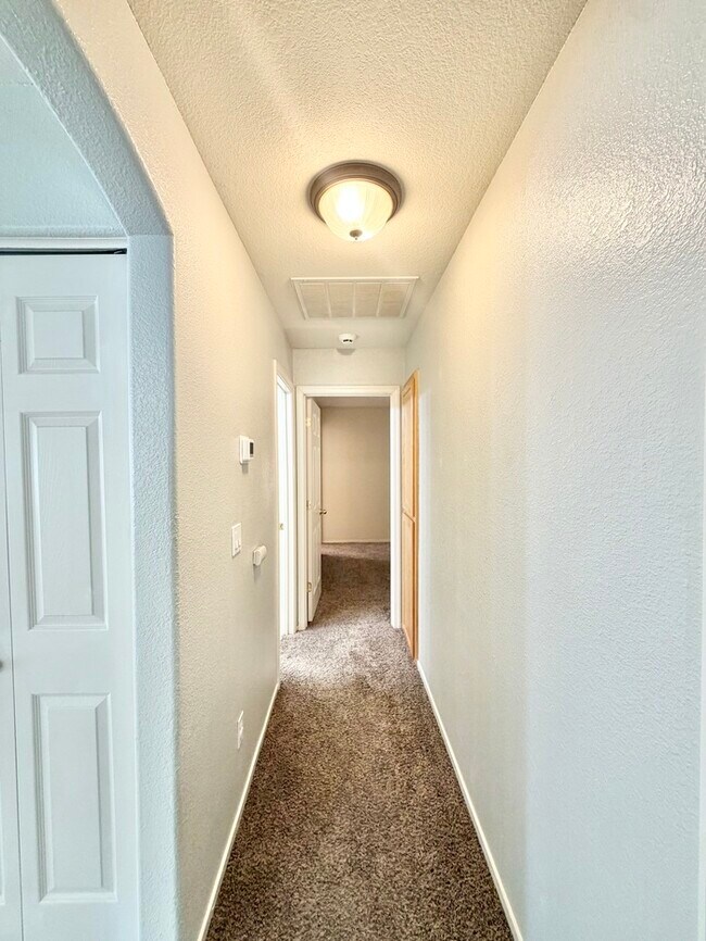 Building Photo - Bright and inviting 3-bedroom, 2-bathroom home!