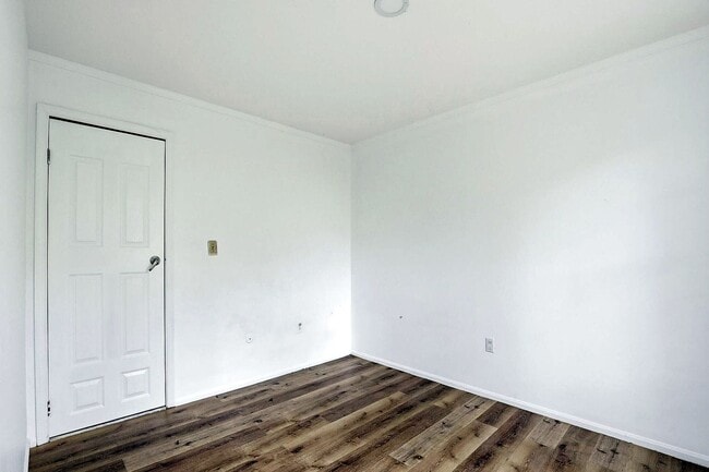 Building Photo - Charming 3BR Townhouse in Wyndham Place - Lakewood