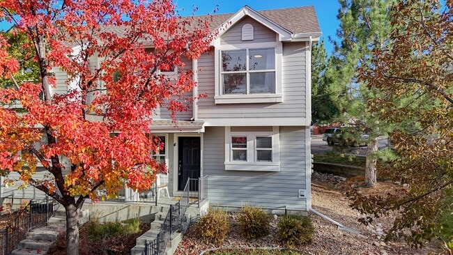 Building Photo - Beautiful 3-Bed, 2.5-Bath Home in South Fo...