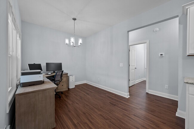 Building Photo - 85 E Hennings Wy