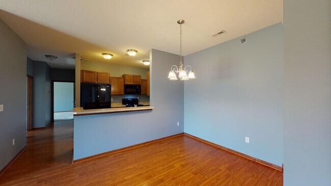 Building Photo - Fantastic condo in Ankeny-6mo Lease Option