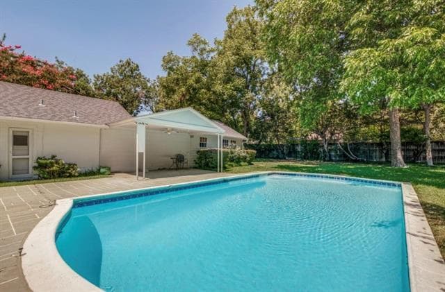 Building Photo - 6307 Deloache Ave