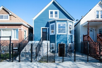 Building Photo - 1509 N Kostner Ave