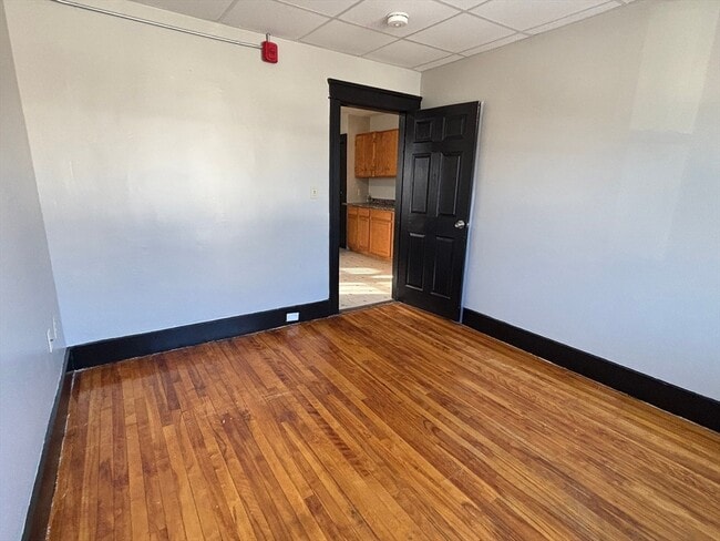 Building Photo - 26 Catharine St