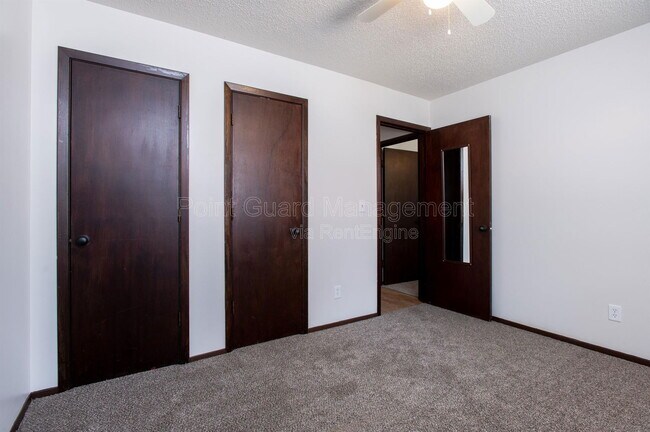 Building Photo - 1826 S Laura St