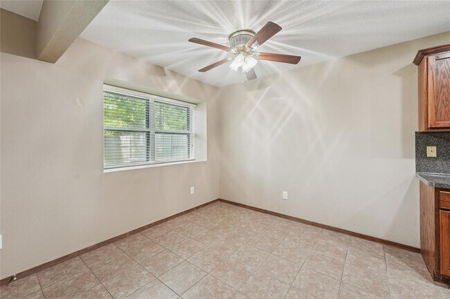 Building Photo - 3751 Glade Forest Dr
