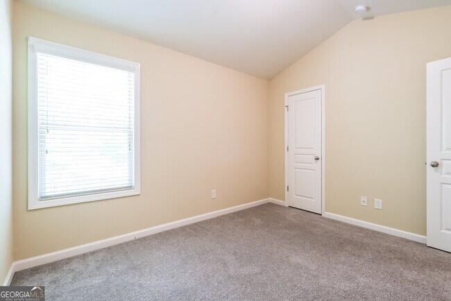 Building Photo - 775 Westmoreland Ln NE