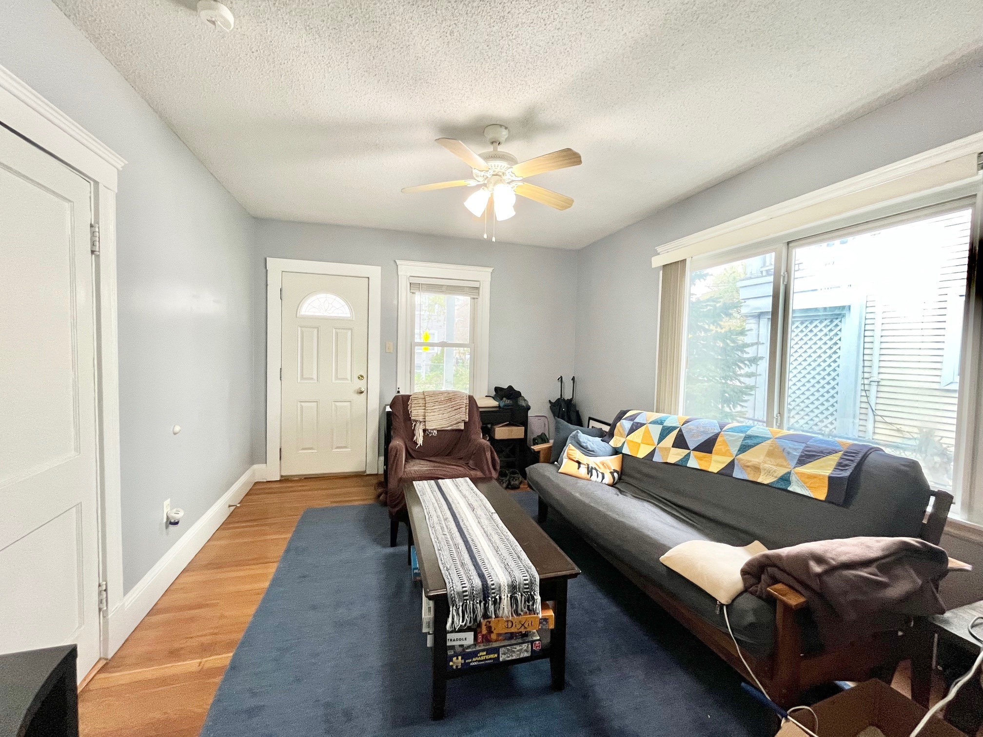 Building Photo - 42 Day St