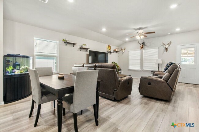 Building Photo - 2522 Merganser Dr