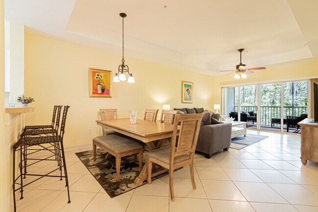 Building Photo - Peaceful Preserve-View Condo in Gated Blue Heron