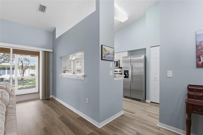 Building Photo - 1221 Wolford Dr