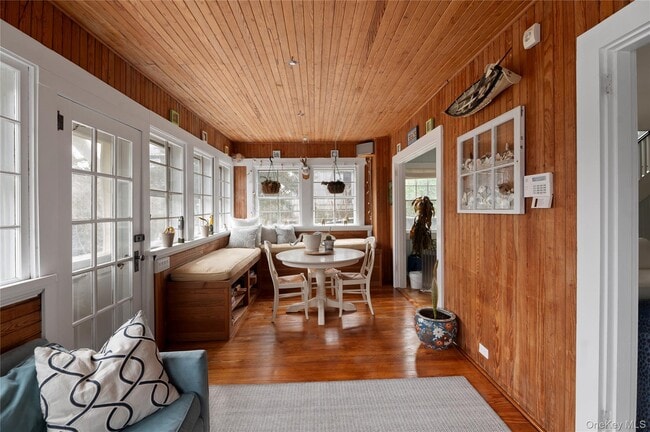 Building Photo - 696 Ocean Breeze Walk