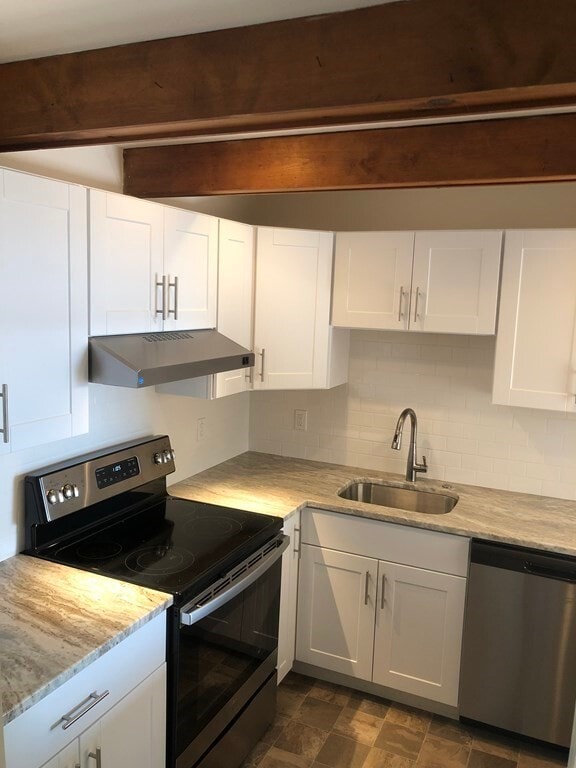 Building Photo - 65 Front St