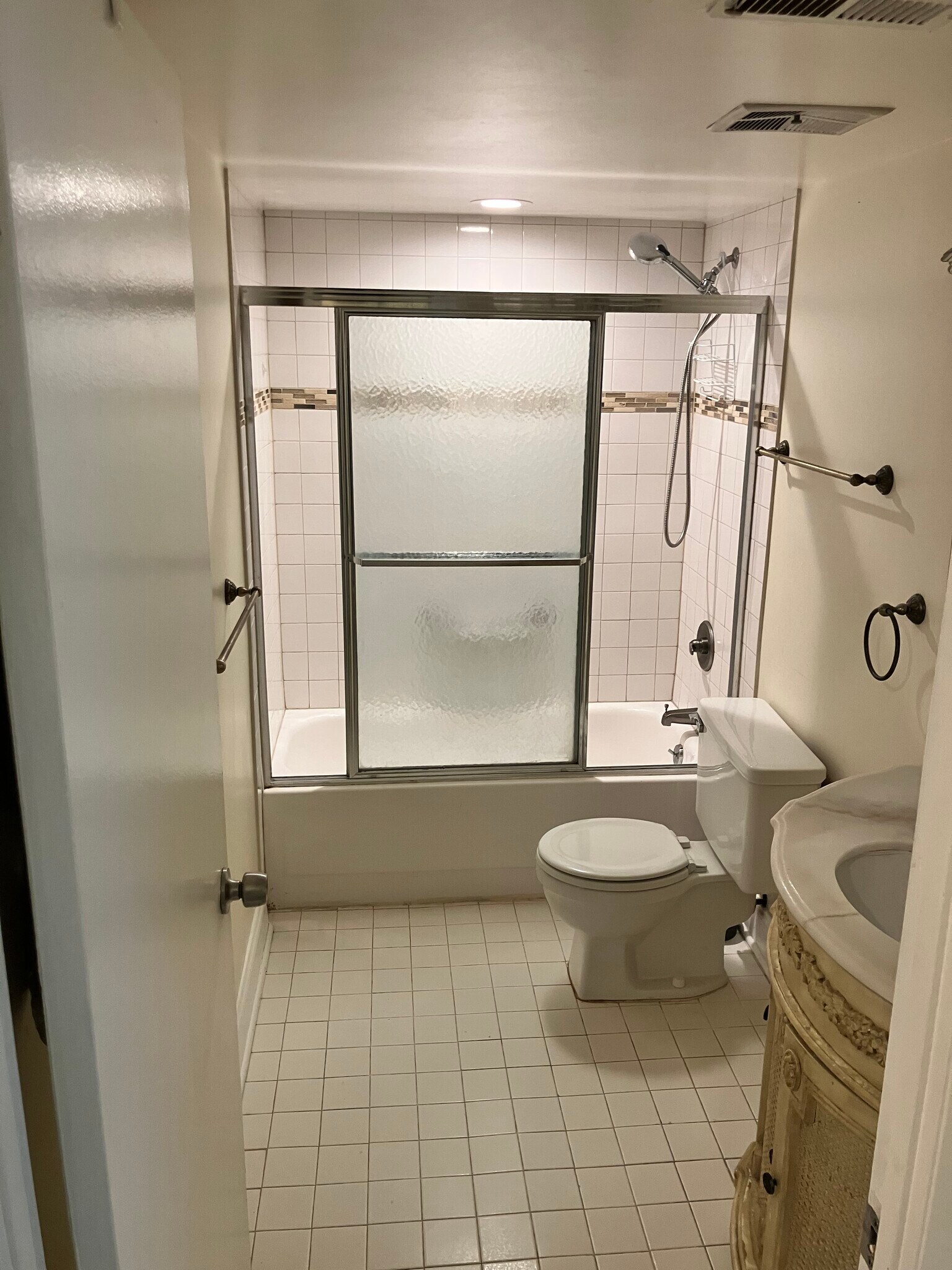 Bathroom - 6317 Park Heights Ave