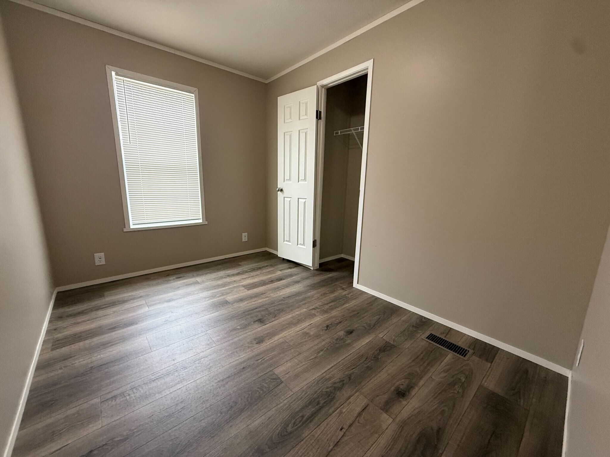 Building Photo - 11785 Cascade Cir