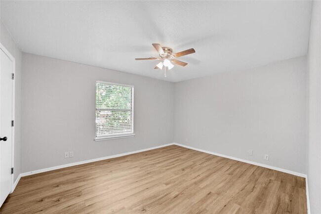 Building Photo - 7008 S 78th E Ave