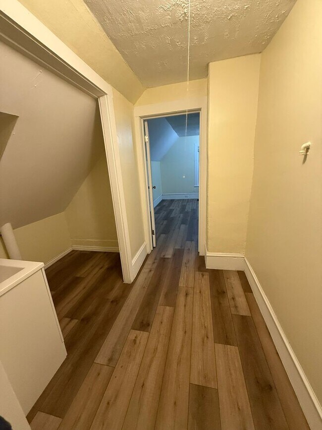 Building Photo - *Friendly Road, LLC 3404-3406 Walton Ave